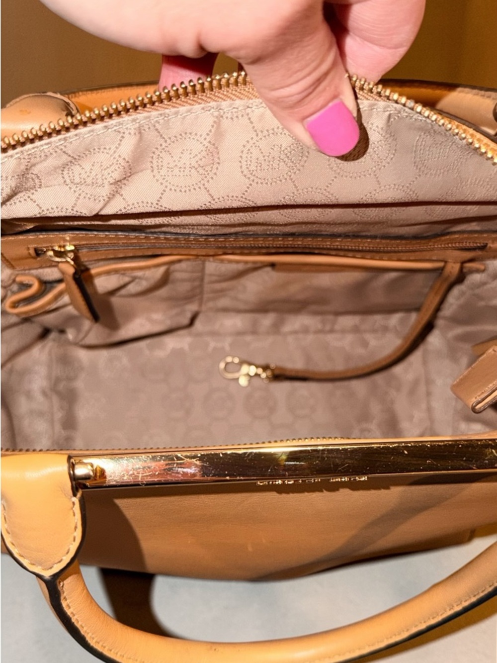 Michael Kors Vivianne Medium Satchel Colorblock Leather - Picture 12 of 15